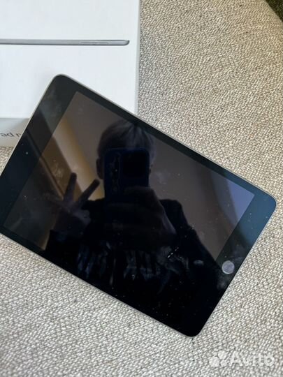 iPad mini Wi-Fi 64 гб