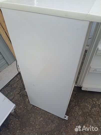 Холодильник бу бирюса высота 1 мет 20 см