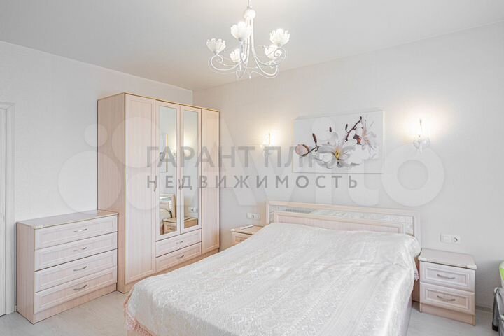 Коттедж 296,7 м² на участке 8 сот.