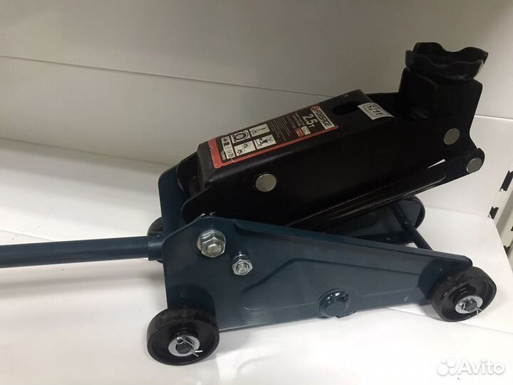 Домкрат подкатной forsage 2.5 т