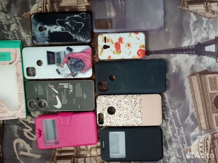 Чехлы на телефон