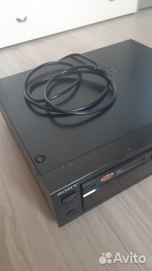 Продам CD проигрыватель sony X55ES