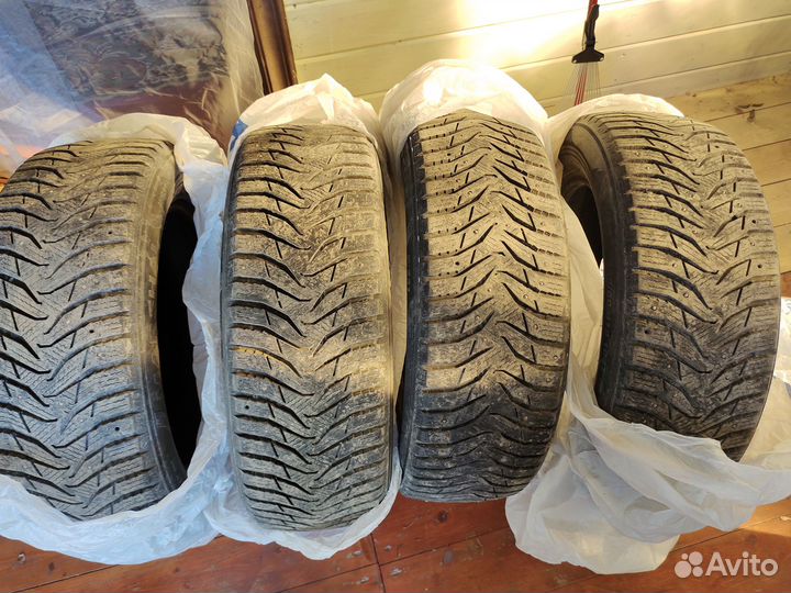 Marshal WinterCraft SUV Ice WS31 225/60 R18 104T
