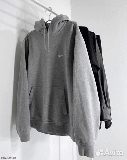 Создай свой стиль: спортивный костюм для женщин