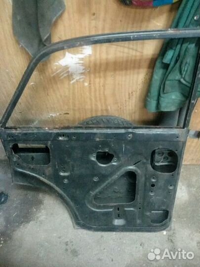 Дверь москвич 2140