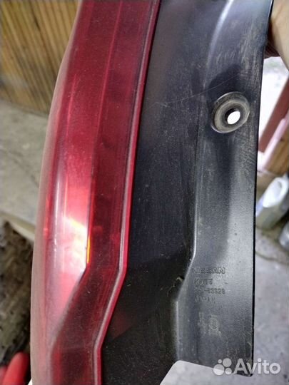 Фонарь задний Ниссан х трейл т31