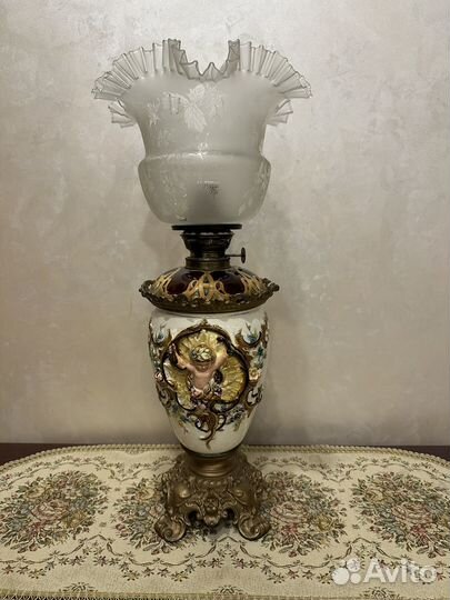 Керосиновая лампа антикварная