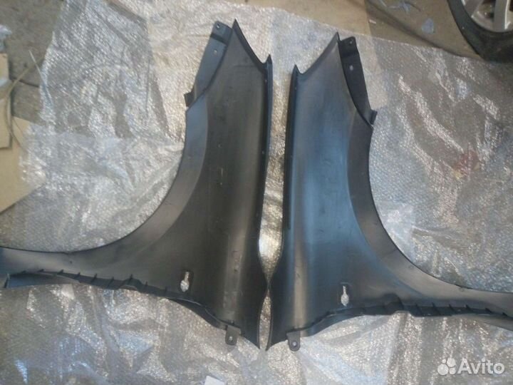 Крылья передние Гранта 2190, kalina 2, новые окраш