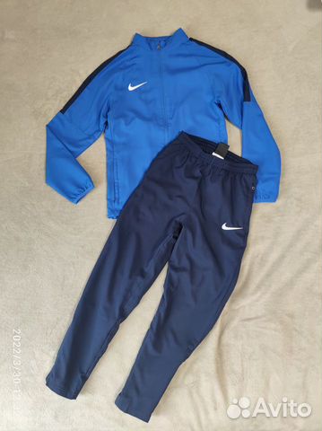 Спортивный костюм Nike для мальчика объявление продам