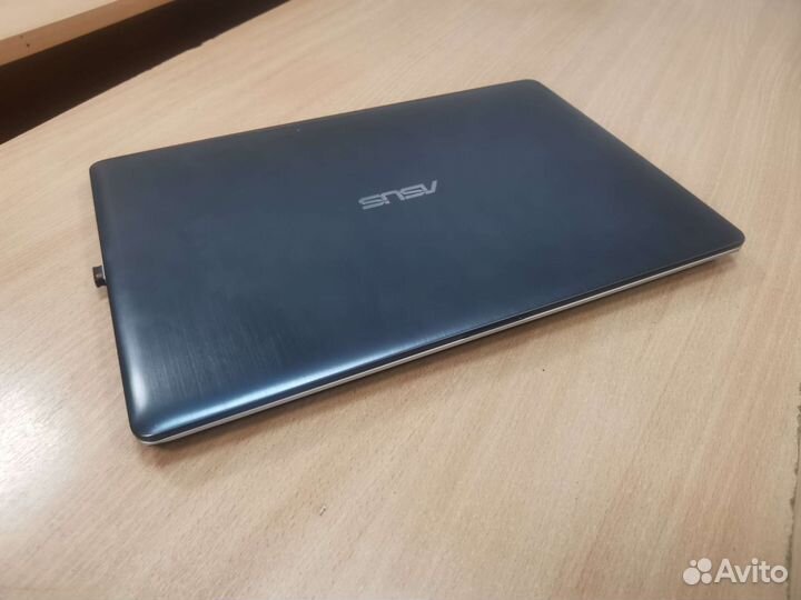 Ноутбук Asus K551L