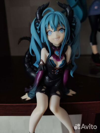 Фигурки аниме вокалоид Мику Хацунэ
