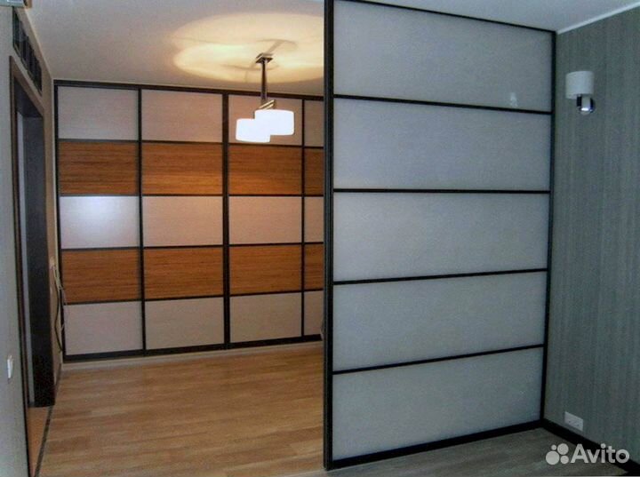 Раздвижная перегородка с матовым стеклом