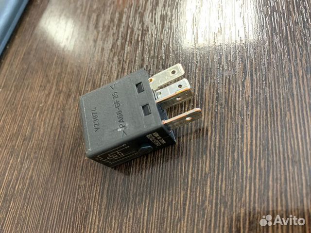 Реле Mercedes Gl 320 Cdi 164 642.940 2008