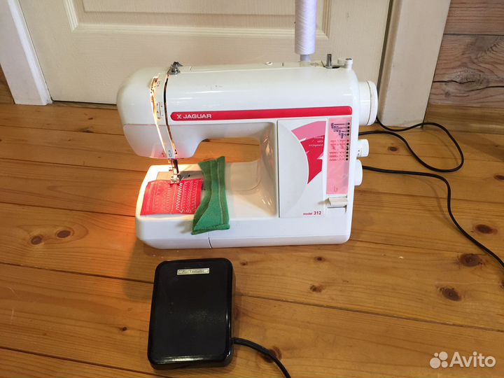 Швейная машина Jaguar 312