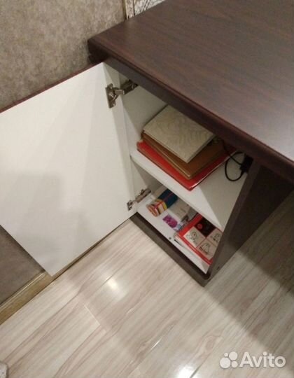 Письменный стол