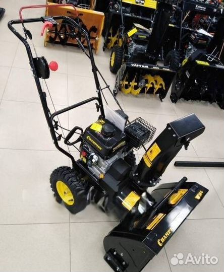 Снегоуборщик champion ST556 Витринный