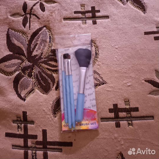 Кисти для макияжа