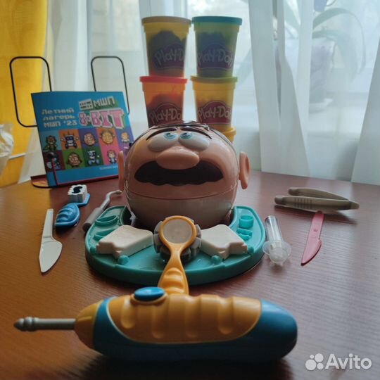 Набор Мистер зубастик Play Doh c пластилином
