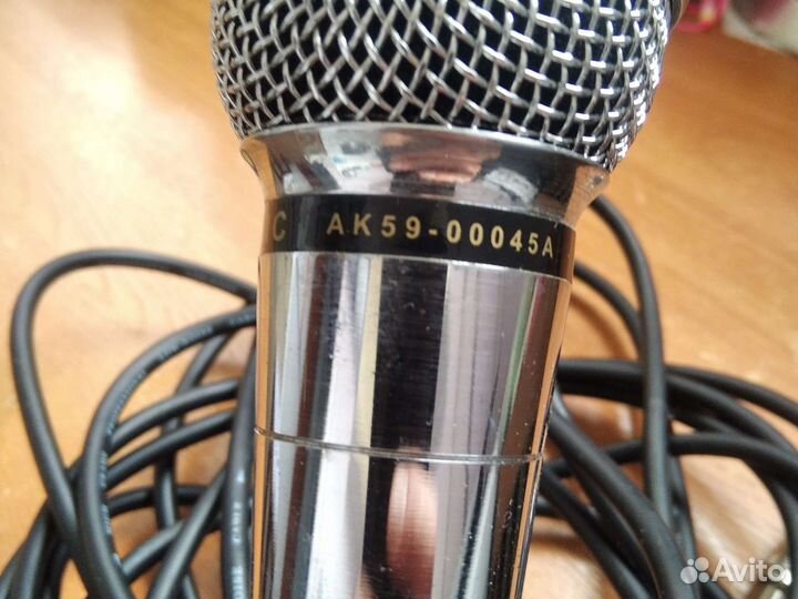 Микрофон проводной