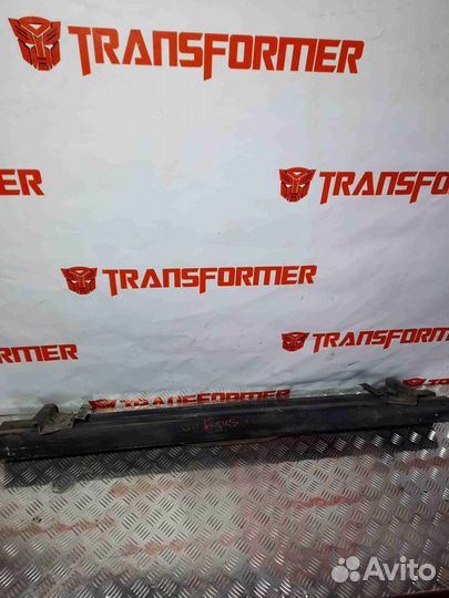 Усилитель заднего бампера Ford Focus 1 USA