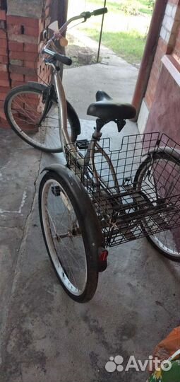 Трехколесный велосипед для взрослых