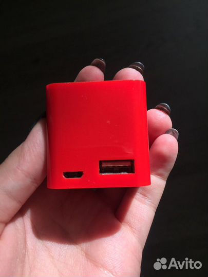 Портативная зарядка abby