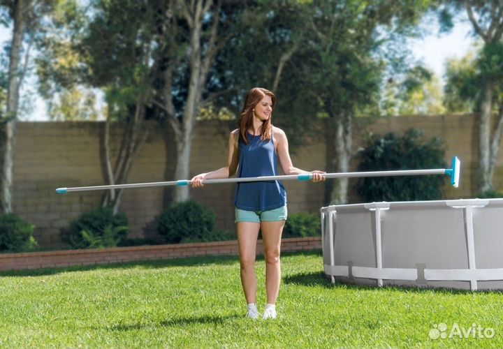 Ручной пылесос для бассейна с набором для уборки