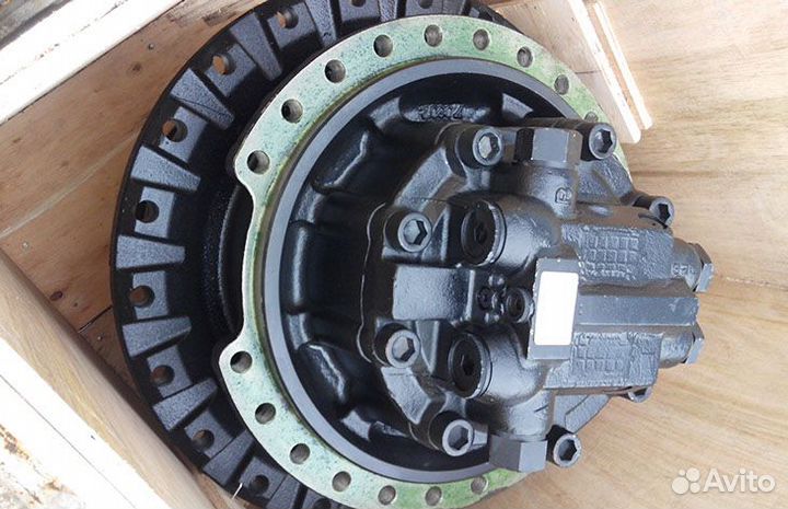 Редуктор хода с мотором Hitachi ZX330-135
