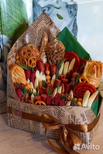 Съедобный мужской букет ящик конверт