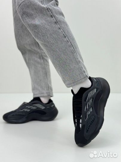 Кроссовки мужские Adidas yeezy 700