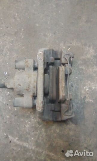 Суппорт задний правый левый Volvo S80 CX90