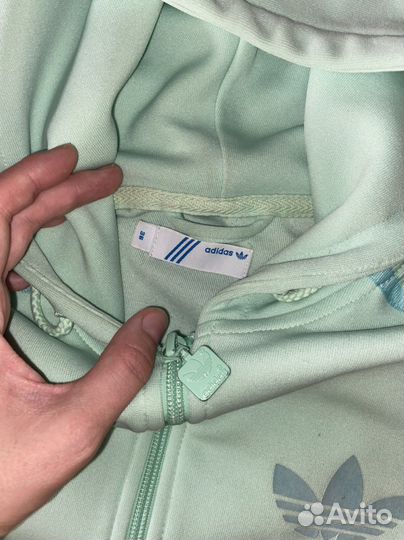 Спортивный костюм adidas