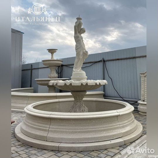 Мраморный фонтан от производител