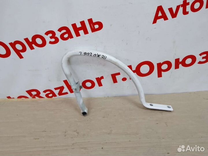 Петли крышки багажника Peugeot 206 седан