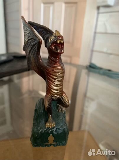 Шахматы Гарри Поттерра фигурка Дракон