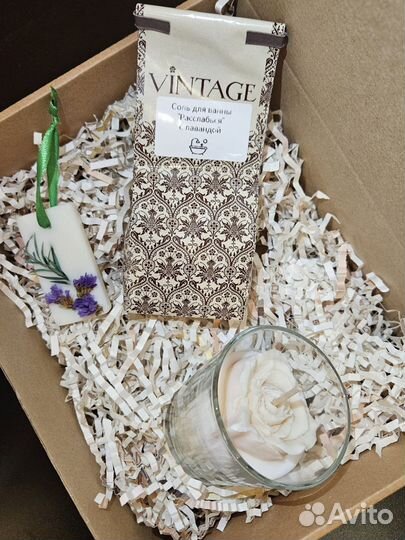 Подарочные наборы со свечами