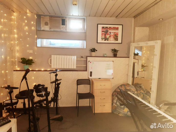 Репетиторий / коворкинг / аудитория