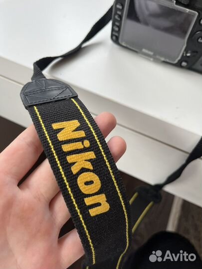 Зеркальный фотоаппарат nikon