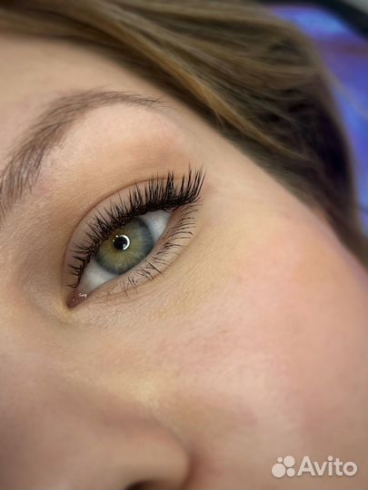 Наращивание ресниц модель