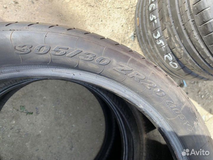 Pirelli P Zero 305/30 R20