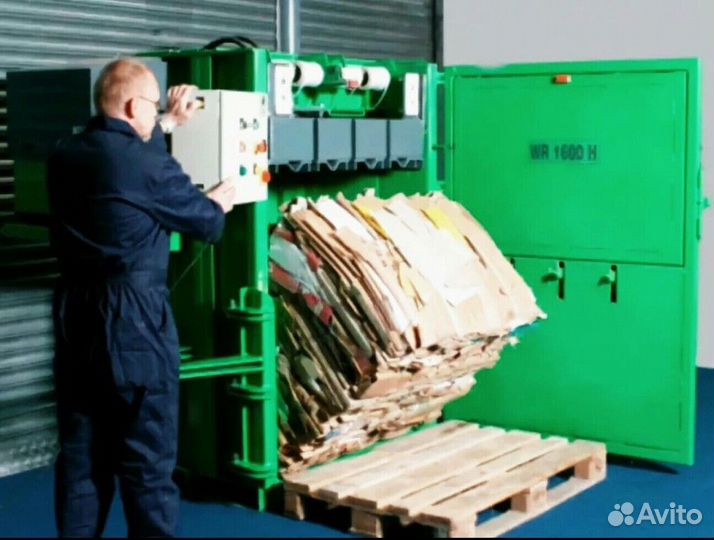 Прессовщик макулатуры