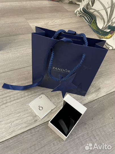 Pandora подарочная коробка