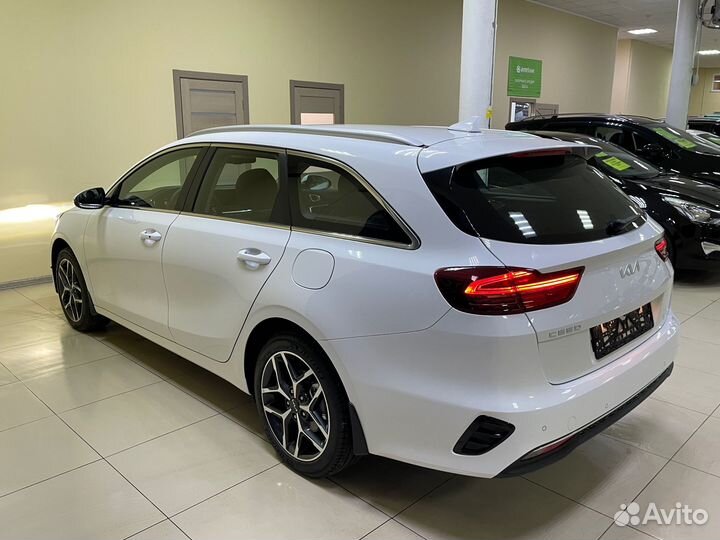 Kia Ceed 1.6 AT, 2022, 25 км