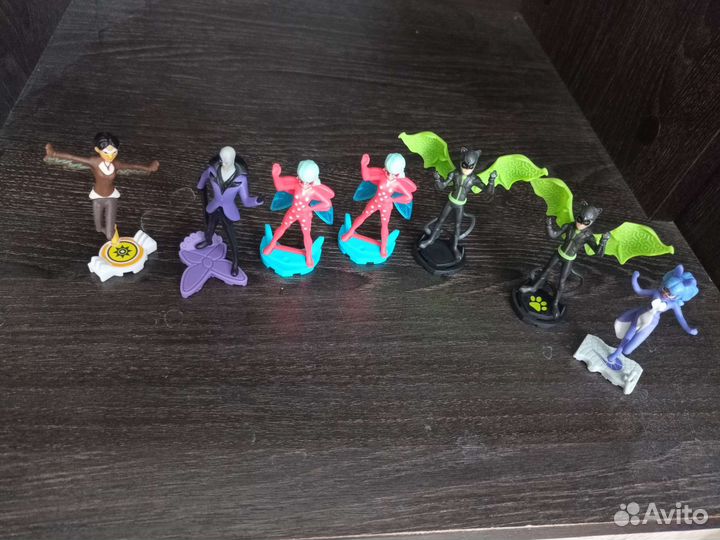 Игрушки из киндера леди баг