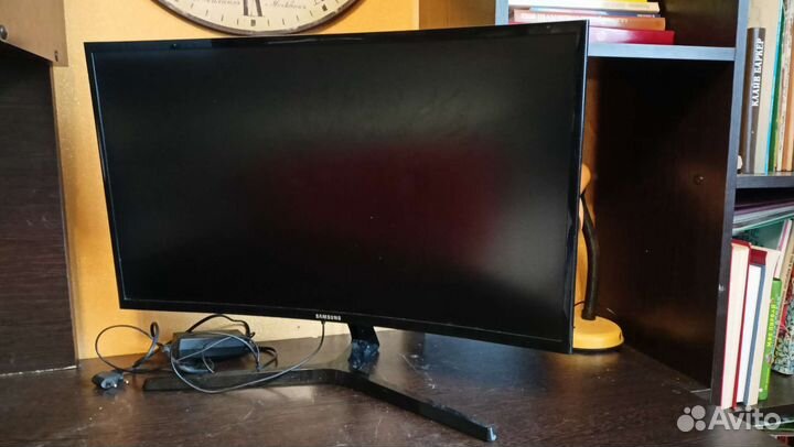 Монитор Samsung LC27F396fhixru 27 дюймов изогнутый