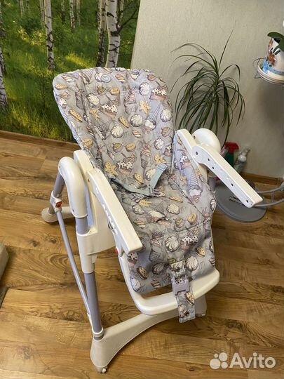 Стульчик для кормления happy baby