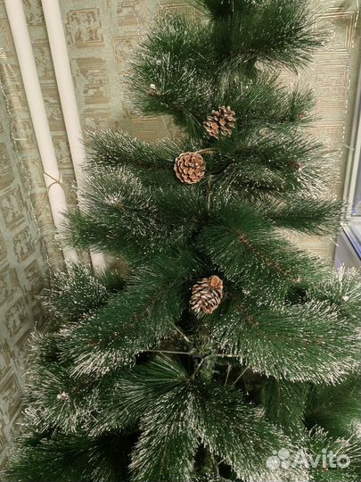 Елка искусственная