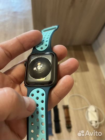 Apple Watch SE
