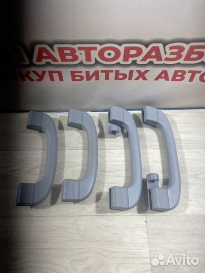 Ручка потолка Bmw 1 хэтчбек 2008