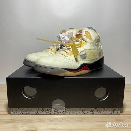 Nike x Off-White Air Jordan 5 Sail (11 US - 45 EU)